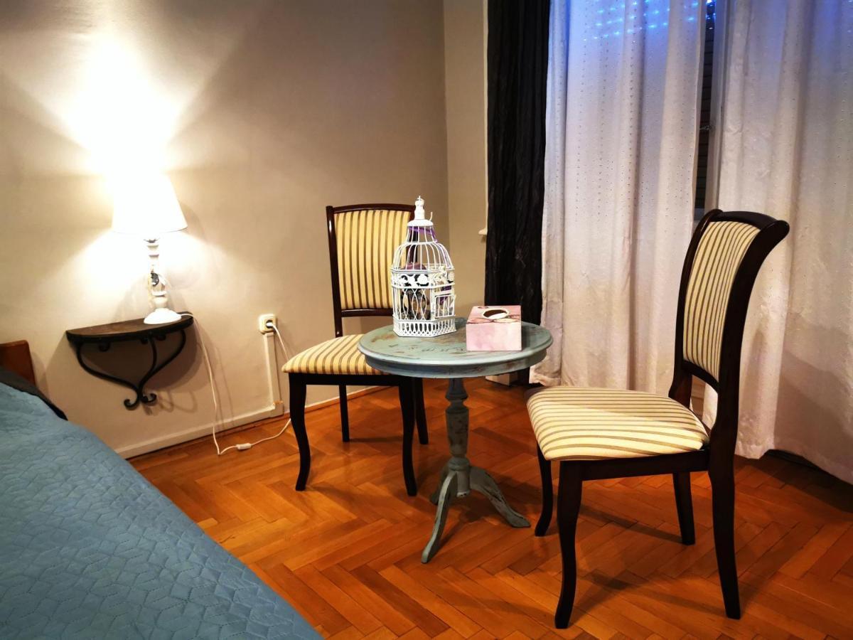 Belvárosi Vintage Apartman a sétálóutcán Miskolc Esterno foto
