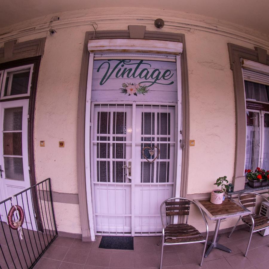 Belvárosi Vintage Apartman a sétálóutcán Miskolc Esterno foto